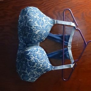 Lane Bryant Cacique bra, blue with floral pattern, size 42DD